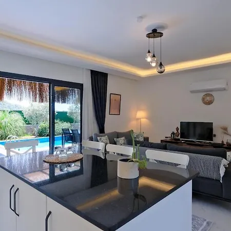 Aloha Gocek Indoor Pool And Sauna فيلة
